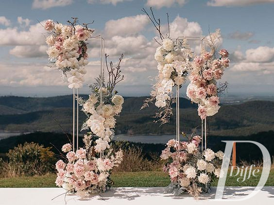 Metallraam/ postament valge H110- H150