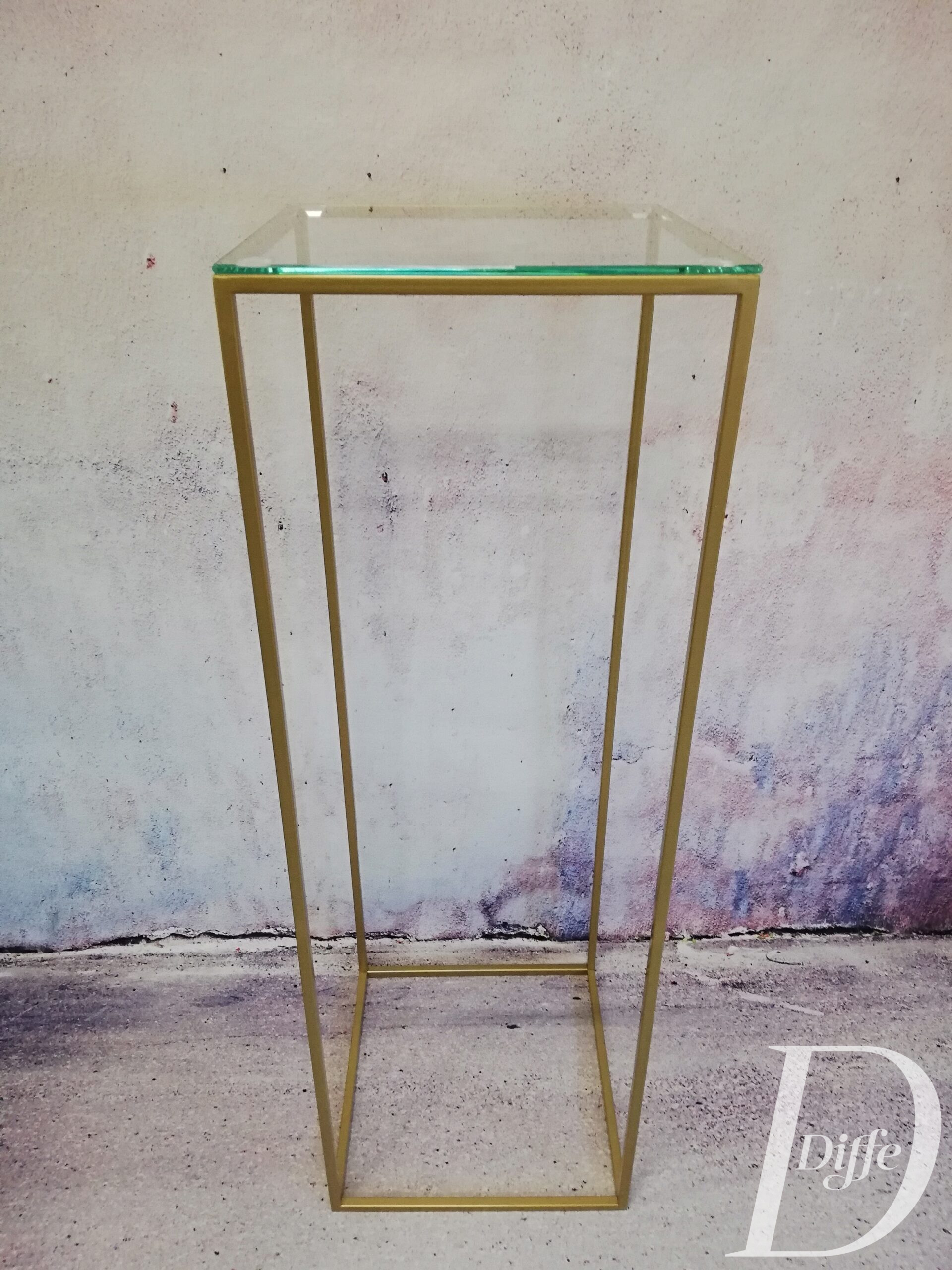 Metallraam/ postament kuldne H90- H200